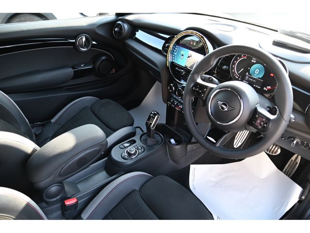 BMW MINI 2022 Image 31