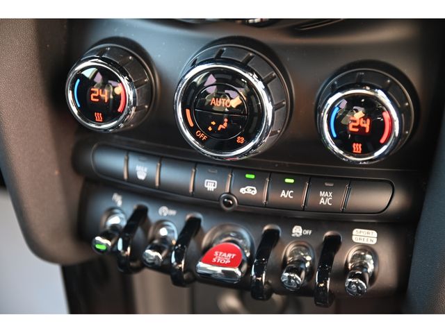 BMW MINI 2022 Image 31