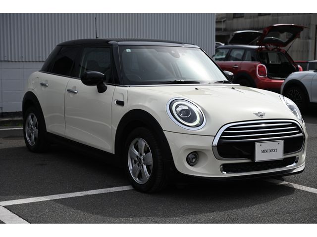BMW MINI COOPER 5DOOR 2021 Image 31