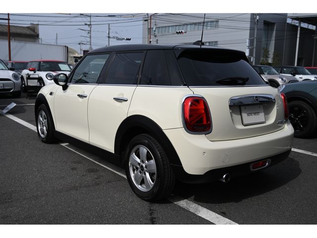 BMW MINI COOPER 5DOOR 2021 Image 31