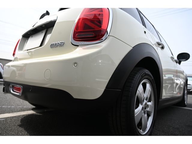 BMW MINI COOPER 5DOOR 2021 Image 31