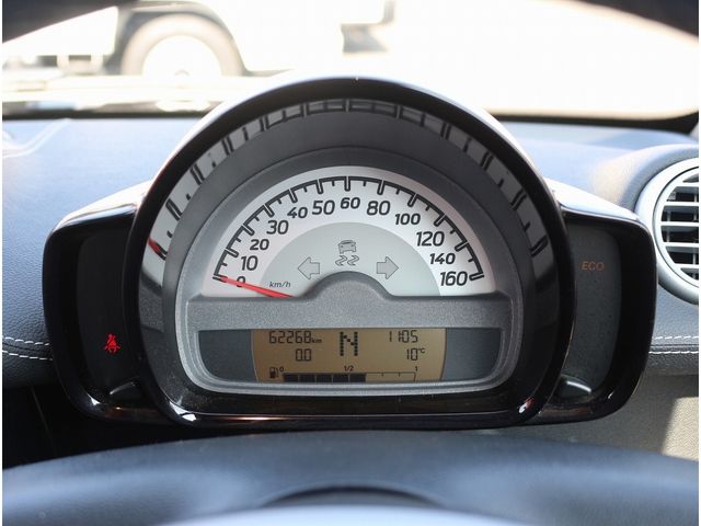 MCC SMART FORTWO COUPE 2013 Image 31