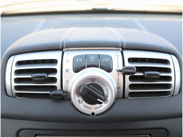 MCC SMART FORTWO COUPE 2013 Image 31