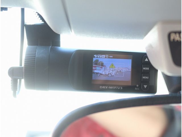 MCC SMART FORTWO COUPE 2013 Image 31