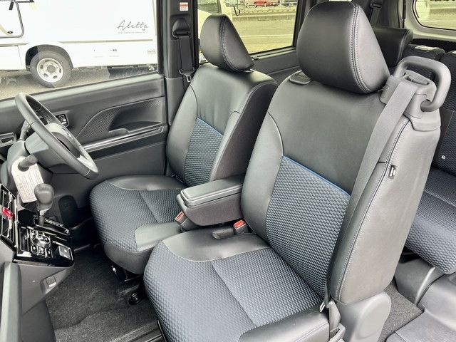 DAIHATSU TANTO CUSTOM 2023 Image 31