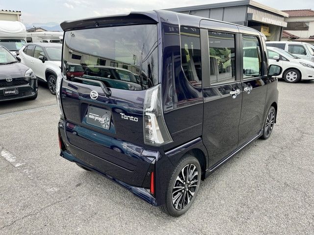 DAIHATSU TANTO CUSTOM 2023 Image 31