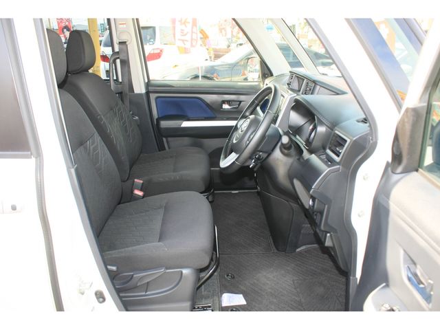 TOYOTA TANK 2018 Image 31