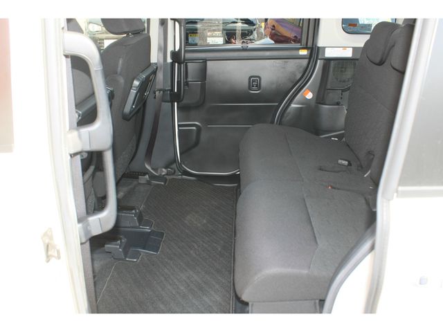 TOYOTA TANK 2018 Image 31