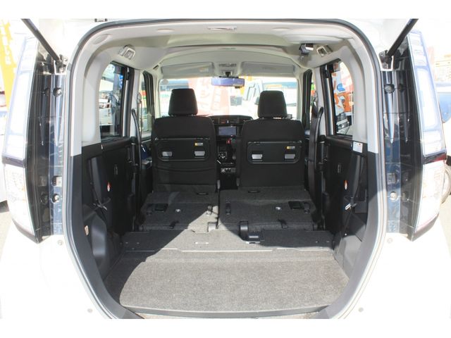 TOYOTA TANK 2018 Image 31