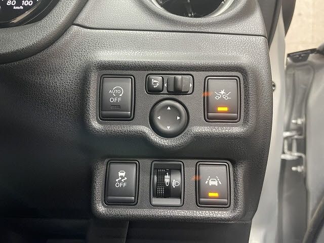 NISSAN NOTE 2016 Image 31