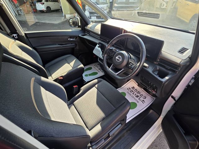 NISSAN SERENA  WG 2023 Image 31