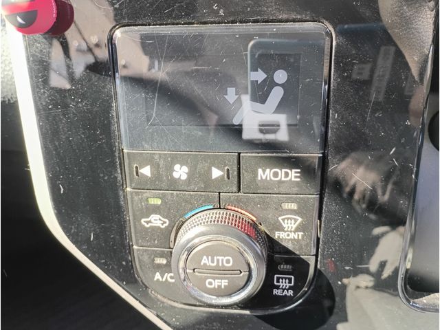 TOYOTA ROOMY 2018 Image 31