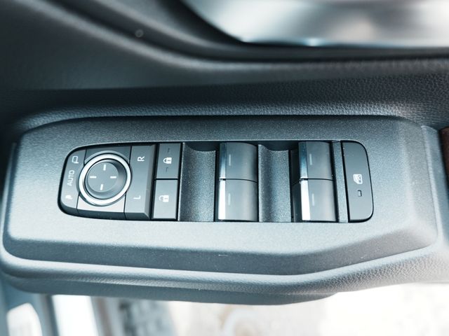 TOYOTA LANDCRUISER 250 2024 Image 31