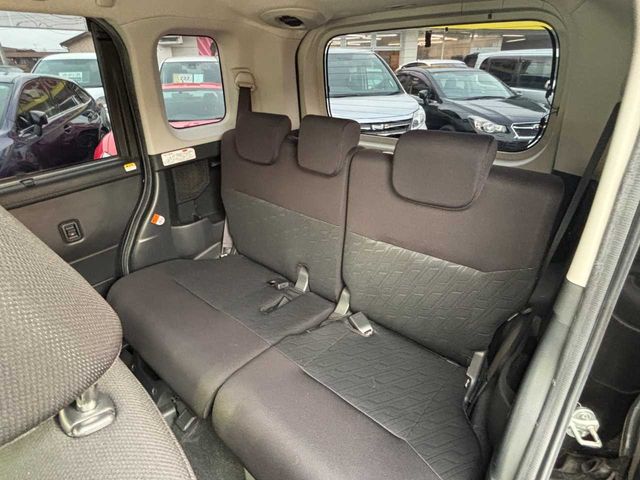 TOYOTA ROOMY 2017 Image 31