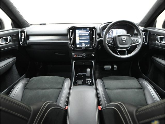 VOLVO XC40 2021 Image 31