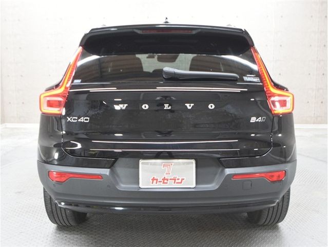 VOLVO XC40 2021 Image 31