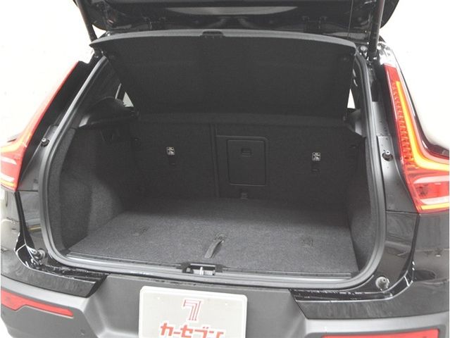 VOLVO XC40 2021 Image 31