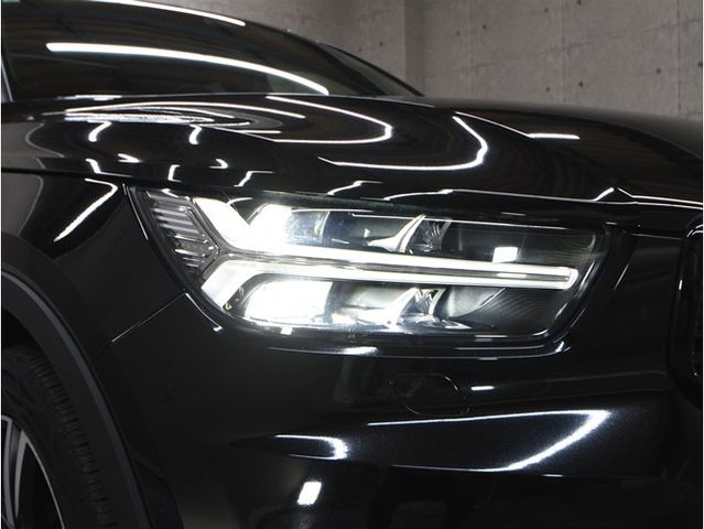 VOLVO XC40 2021 Image 31