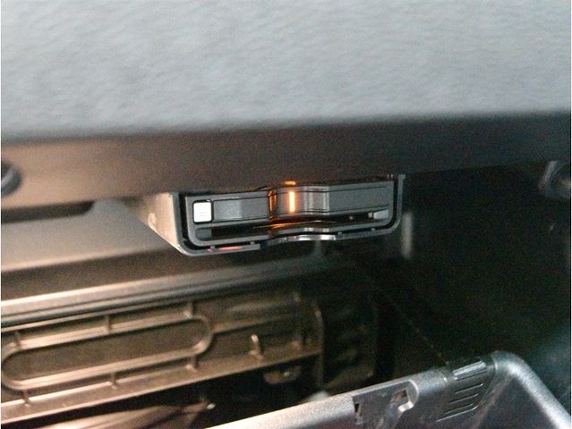 VOLVO XC40 2021 Image 31