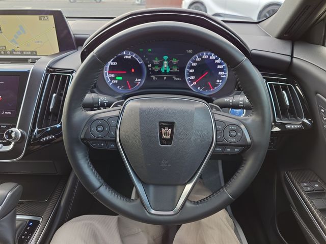 TOYOTA CROWN SEDAN HYBRID 2019 Image 31