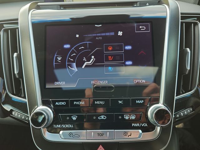 TOYOTA CROWN SEDAN HYBRID 2019 Image 31