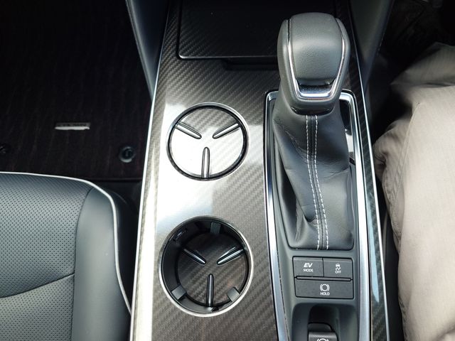 TOYOTA CROWN SEDAN HYBRID 2019 Image 31