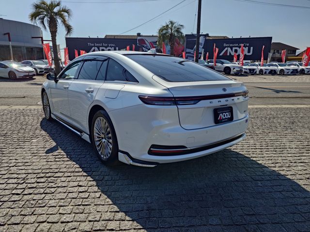 TOYOTA CROWN SEDAN HYBRID 2025 Image 31