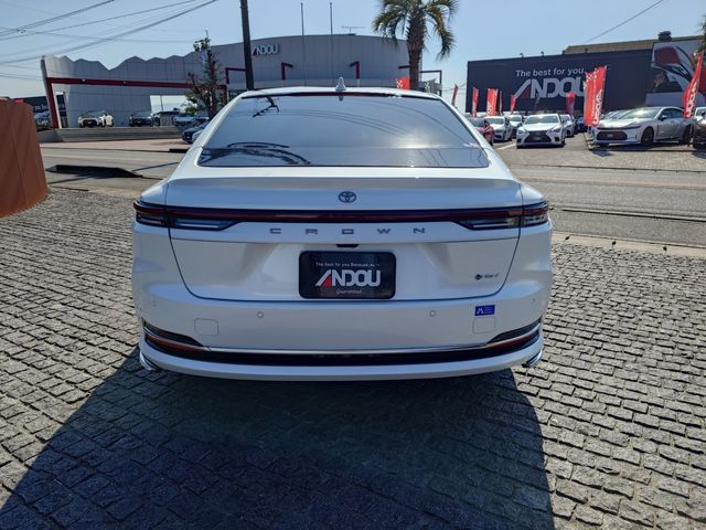 TOYOTA CROWN SEDAN HYBRID 2025 Image 31