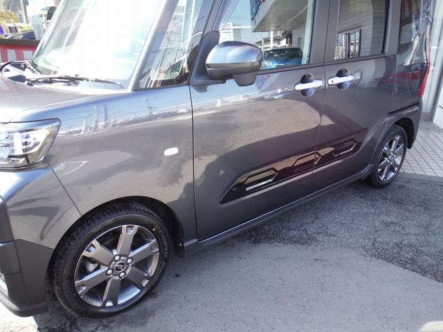 DAIHATSU TANTO FAN CROSS 2022 Image 31