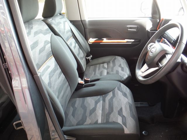 DAIHATSU TANTO FAN CROSS 2022 Image 31