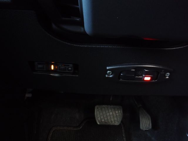 DAIHATSU TANTO FAN CROSS 2022 Image 31