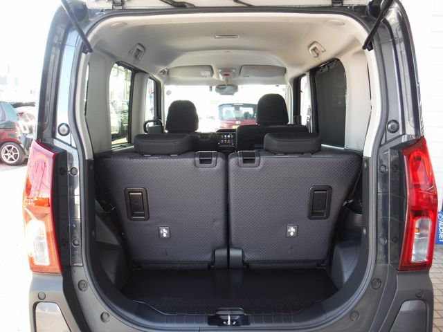 DAIHATSU TANTO FAN CROSS 2022 Image 31