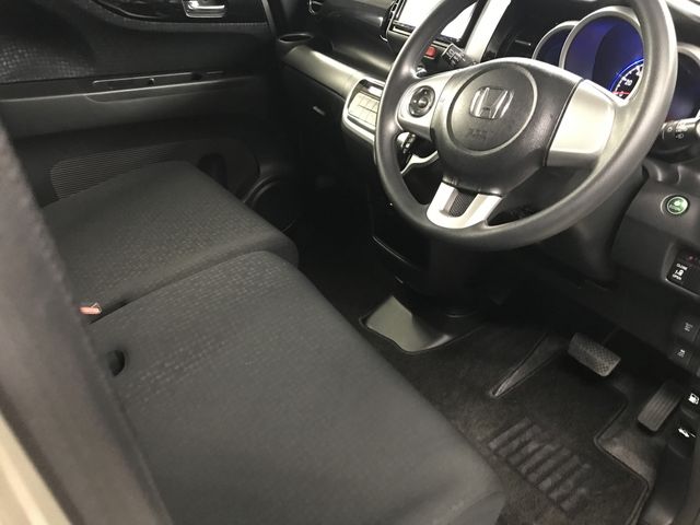 HONDA N BOX CUSTOM 2016 Image 31