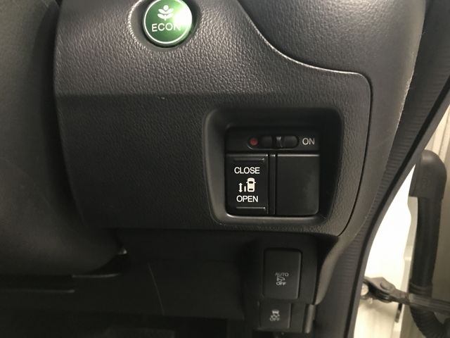 HONDA N BOX CUSTOM 2016 Image 31