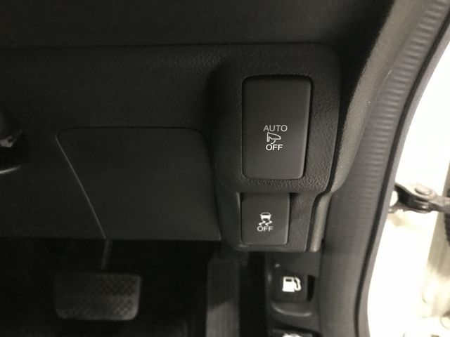 HONDA N BOX CUSTOM 2016 Image 31