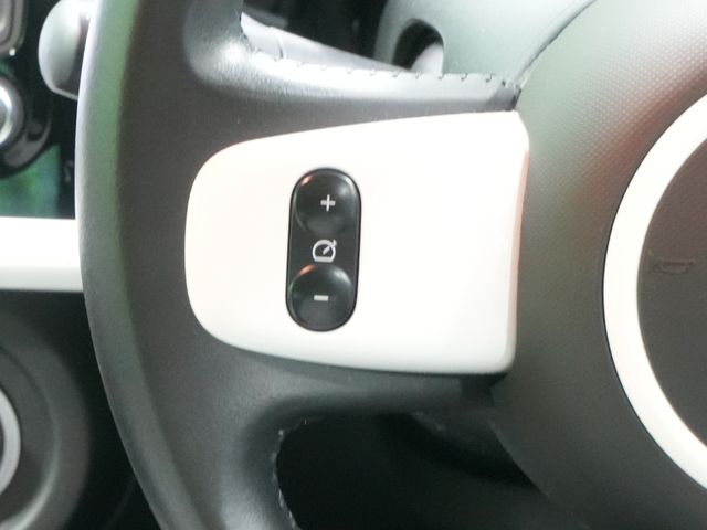 RENAULT TWINGO 2021 Image 31