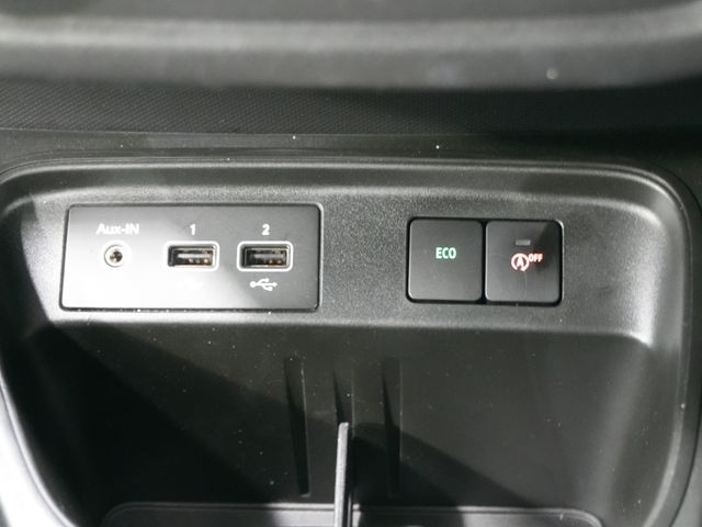 RENAULT TWINGO 2021 Image 31