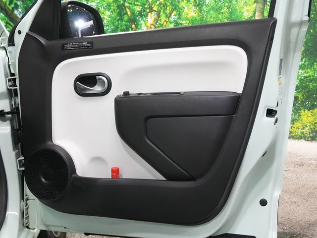 RENAULT TWINGO 2021 Image 31