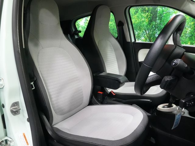 RENAULT TWINGO 2021 Image 31