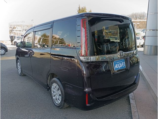 TOYOTA NOAH 2020 Image 31