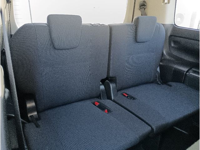 TOYOTA NOAH 2020 Image 31