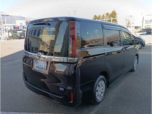 TOYOTA NOAH 2020 Image 31
