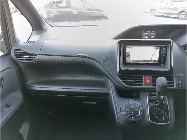 TOYOTA NOAH 2020 Image 31