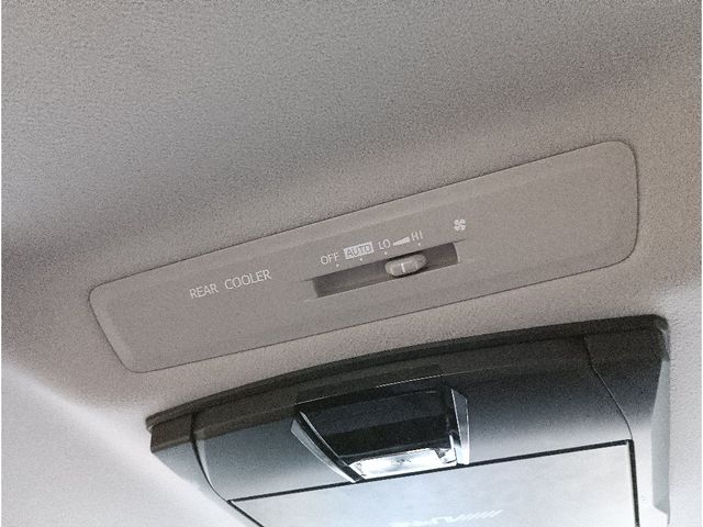 TOYOTA NOAH 2020 Image 31