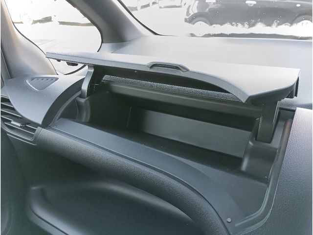 TOYOTA NOAH 2020 Image 31