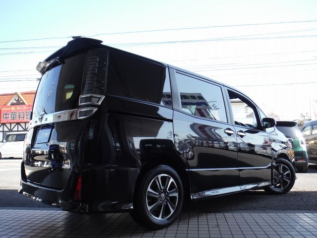 TOYOTA VOXY 2021 Image 31