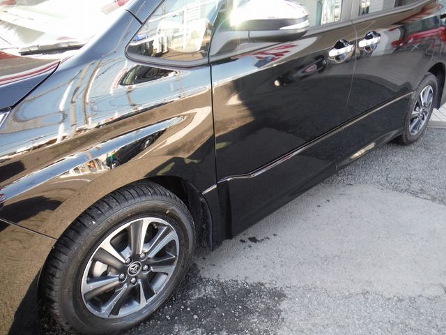 TOYOTA VOXY 2021 Image 31