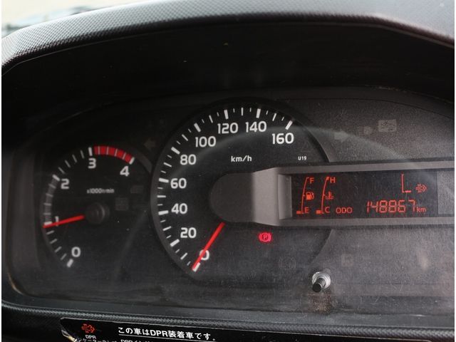 HINO DUTRO 2017 Image 31