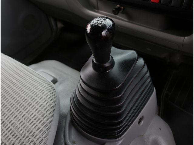 HINO DUTRO 2017 Image 31