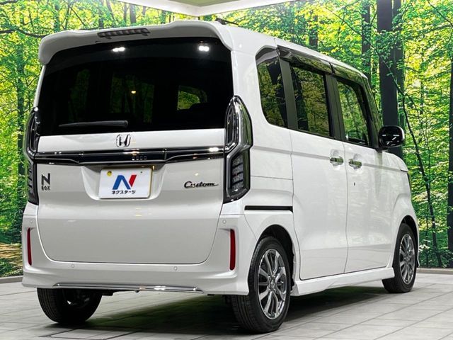 HONDA N BOX 2022 Image 31